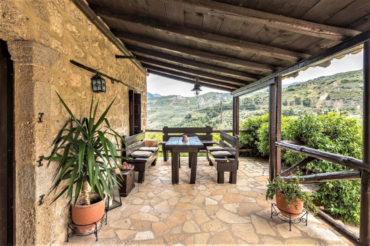 Ampelos Estate Akrata Luaran gambar
