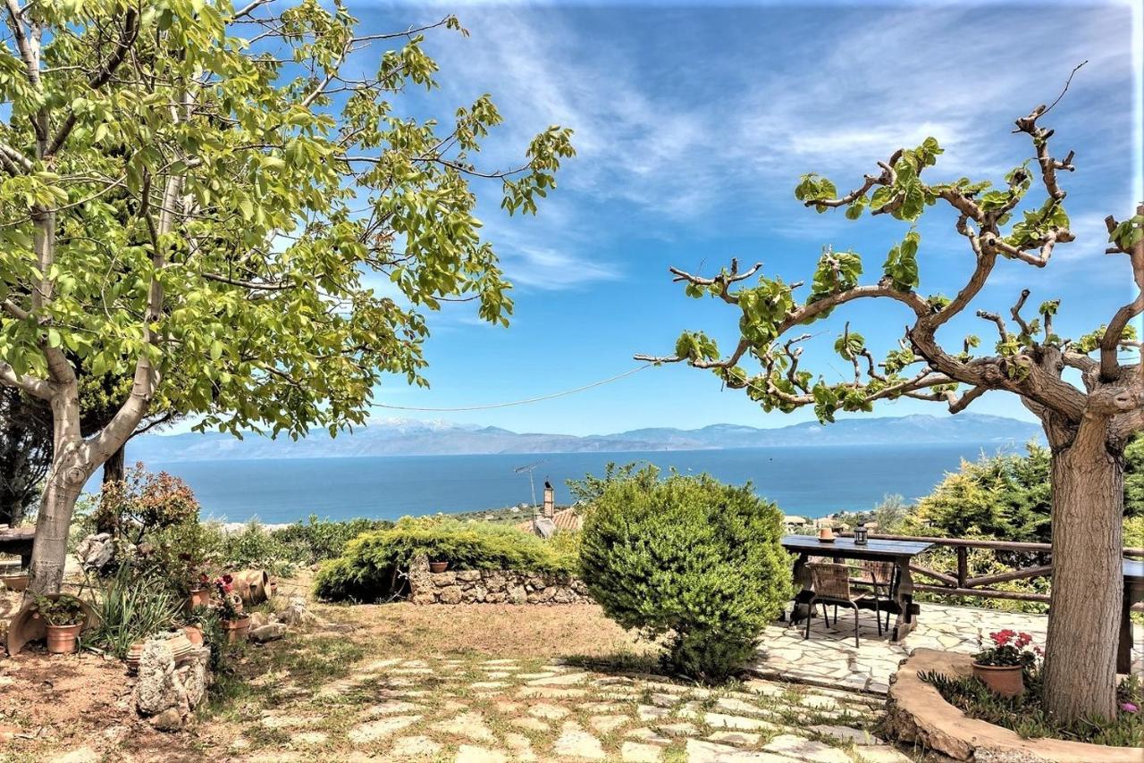 Ampelos Estate Akrata Luaran gambar