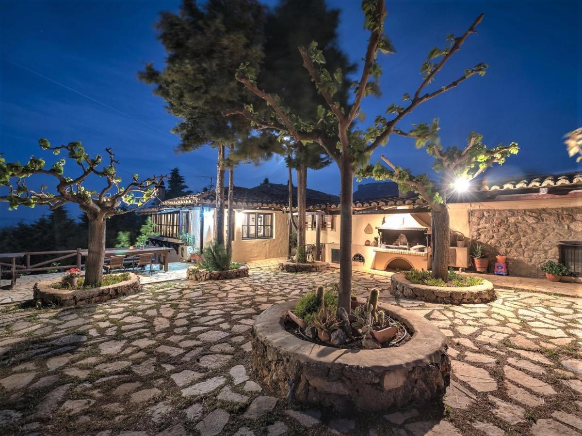 Ampelos Estate Akrata Luaran gambar