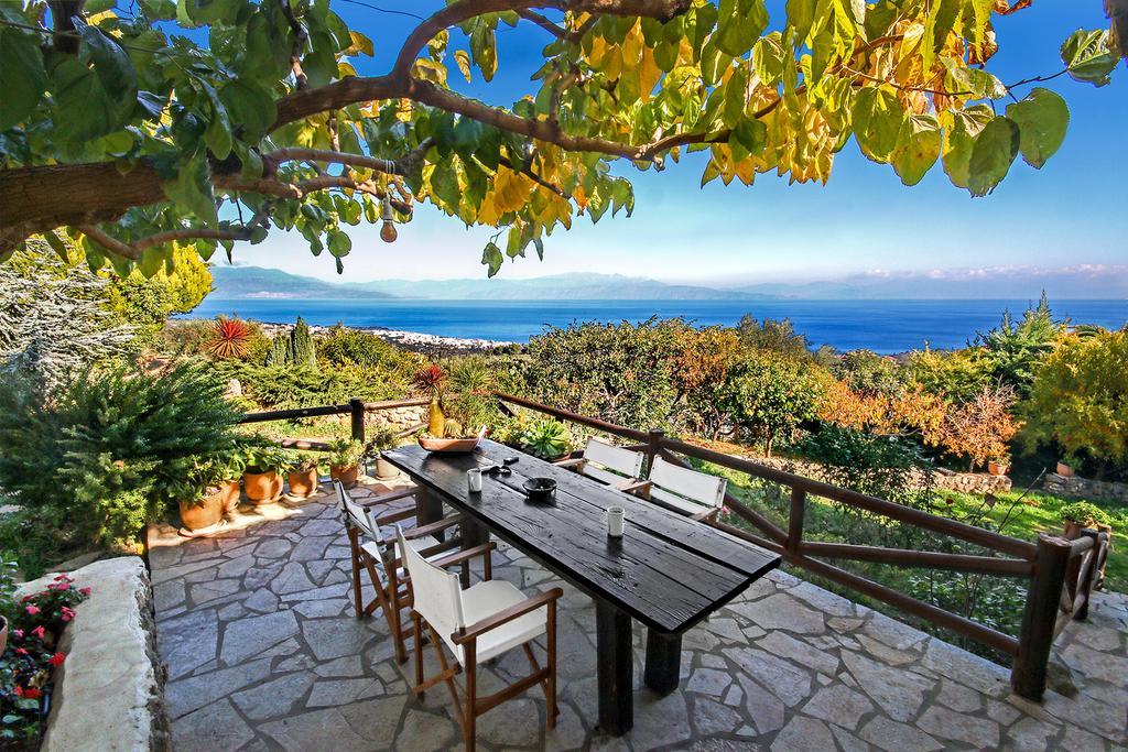 Ampelos Estate Akrata Luaran gambar